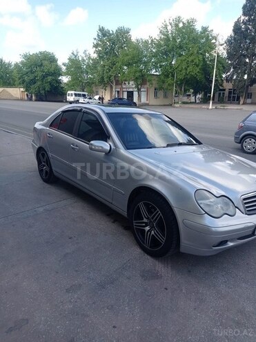 Mercedes C 240 2000, 356,000 km - 2.4 l - Yevlax