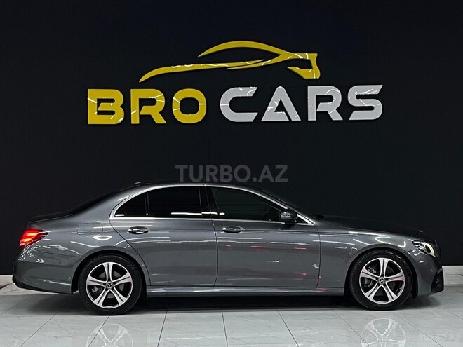 Mercedes E 300-5