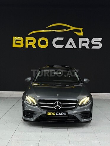 Mercedes E 300-2