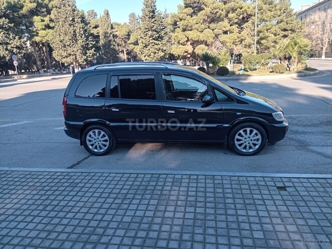 Opel Zafira 2004, 286,000 km - 2.2 l - Sumqayıt