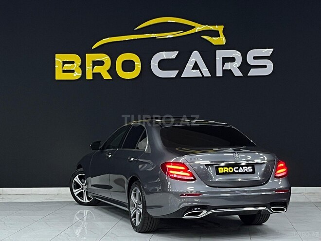 Mercedes E 300-15