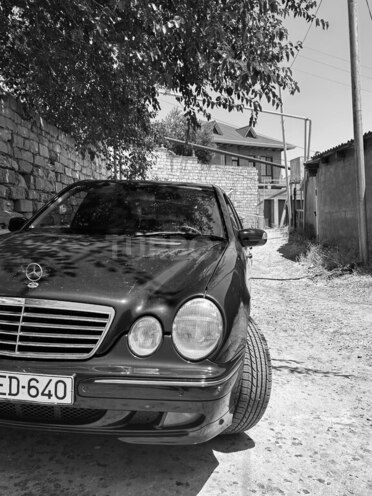 Mercedes E 200 2000, 365,000 km - 2.0 l - Bakı