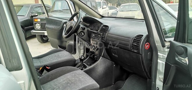 Opel Zafira 2001, 234,000 km - 2.2 l - Sumqayıt