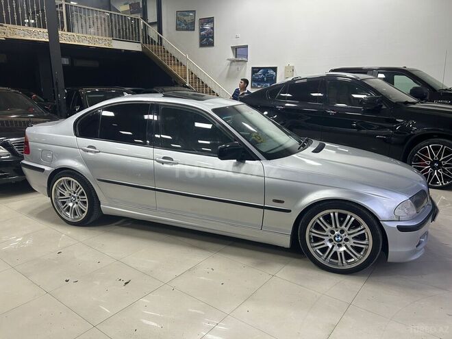 BMW 325-13