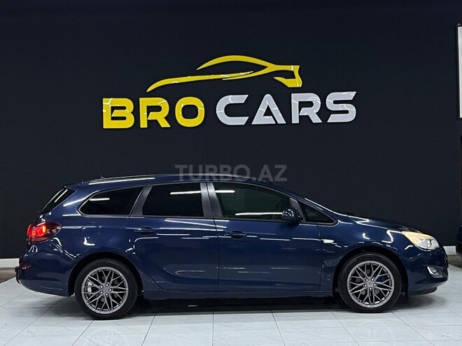 Opel Astra 2012, 251,211 km - 1.4 l - Bakı