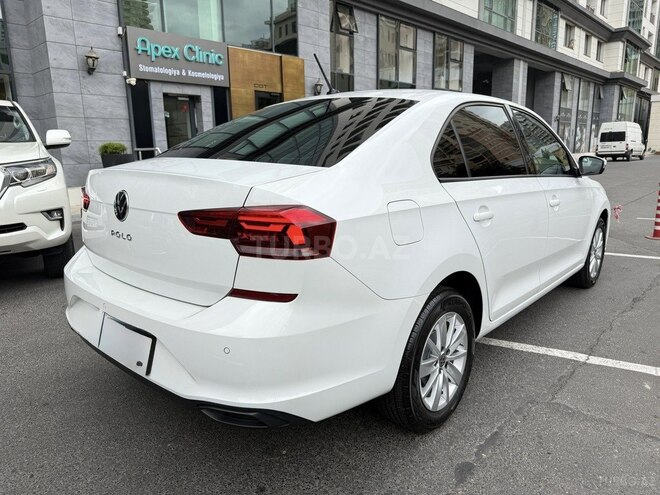Volkswagen Polo 2021, 65,000 km - 1.6 л - Bakı