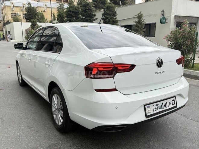 Volkswagen Polo 2021, 65,000 km - 1.6 л - Bakı