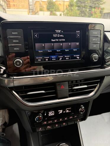 Volkswagen Polo 2021, 65,000 km - 1.6 л - Bakı