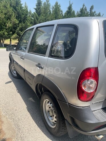Chevrolet Niva 2011, 247,000 km - 1.7 л - Bakı