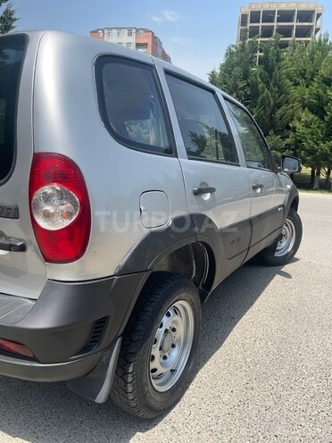 Chevrolet Niva 2011, 247,000 km - 1.7 л - Bakı