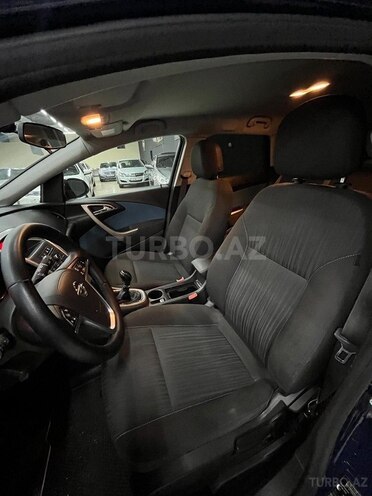 Opel Astra 2012, 251,211 km - 1.4 l - Bakı