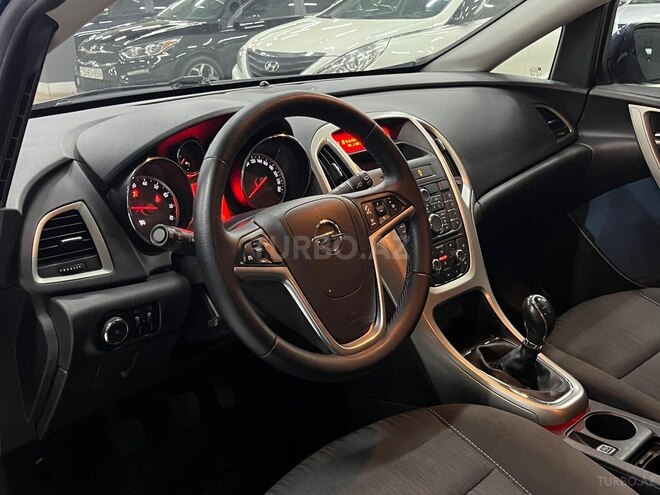Opel Astra 2012, 251,211 km - 1.4 l - Bakı