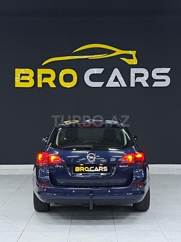 Opel Astra 2012, 251,211 km - 1.4 l - Bakı