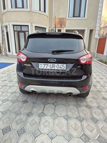 Ford Kuga 2010, 265,000 km - 2.5 l - Mingəçevir