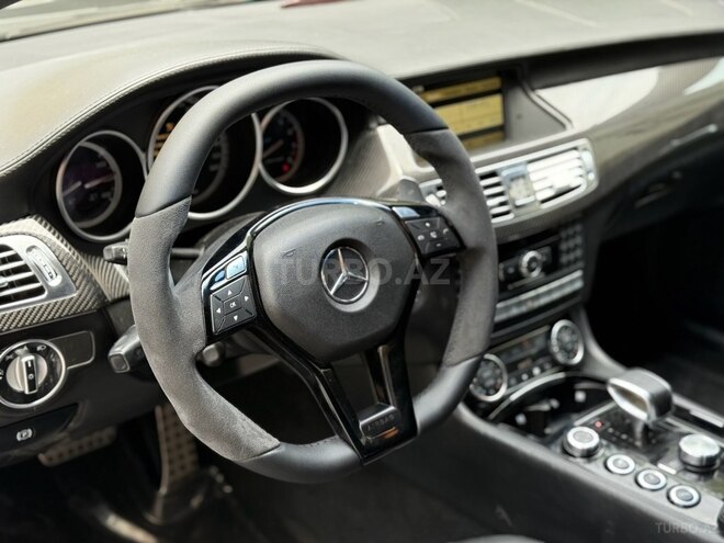 Mercedes CLS 63 AMG 2011, 174,000 km - 5.5 л - Bakı