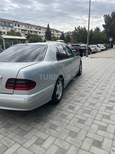 Mercedes E 270 2000, 315,000 km - 2.7 l - Sumqayıt