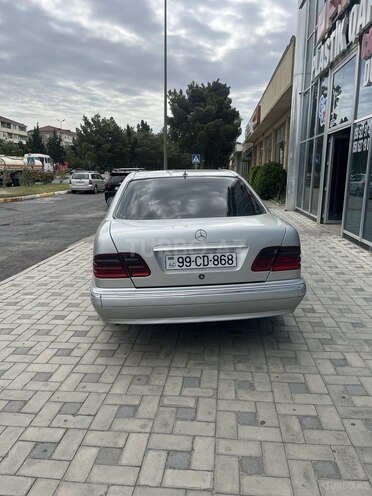 Mercedes E 270 2000, 315,000 km - 2.7 l - Sumqayıt