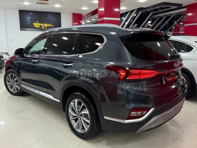 Hyundai Santa Fe-6