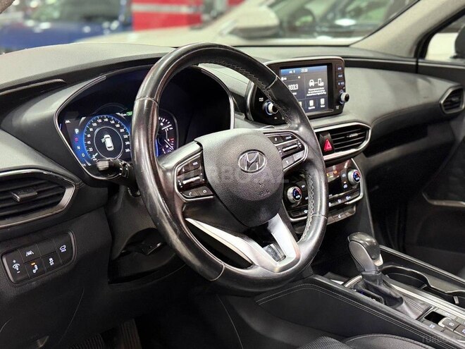 Hyundai Santa Fe-17