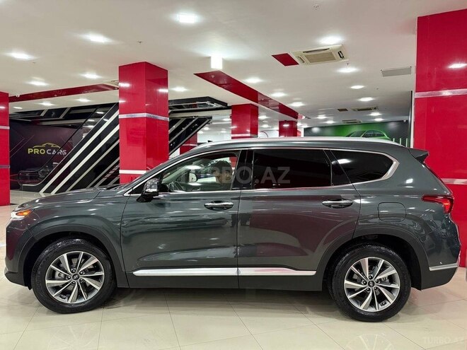 Hyundai Santa Fe-9