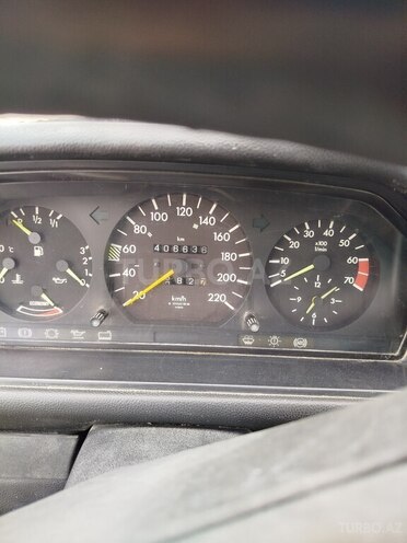 Mercedes E 230 1986, 406,636 km - 2.3 l - Bakı