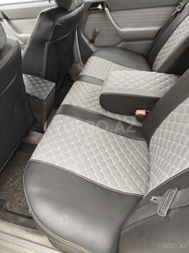 Mercedes E 230 1986, 406,636 km - 2.3 l - Bakı