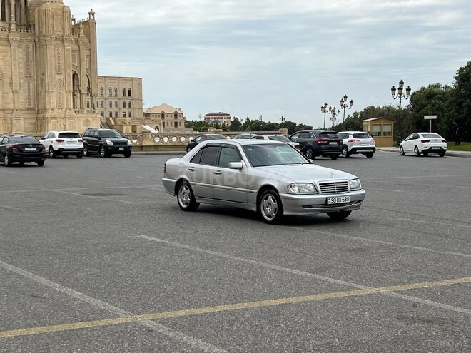 Mercedes C 200 1998, 333,333 km - 2.0 l - Bakı