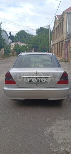 Mercedes C 200 2000, 240,000 km - 2.0 l - Tovuz