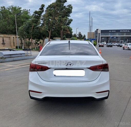 Hyundai Accent 2019, 130,357 km - 1.6 л - Bakı