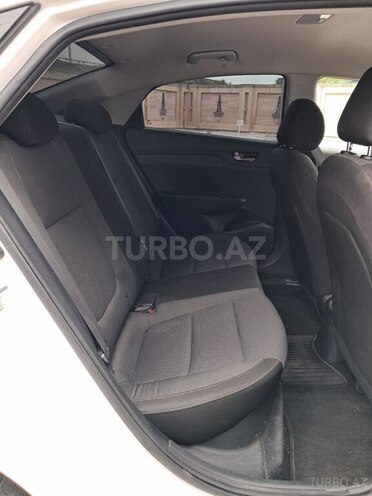 Hyundai Accent 2019, 130,357 km - 1.6 л - Bakı