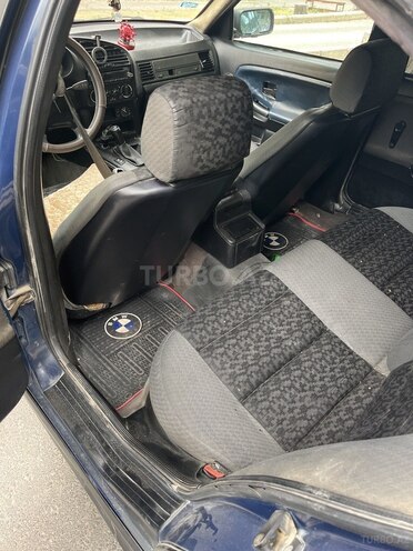 BMW 318 1991, 222,222 km - 1.8 l - Sumqayıt