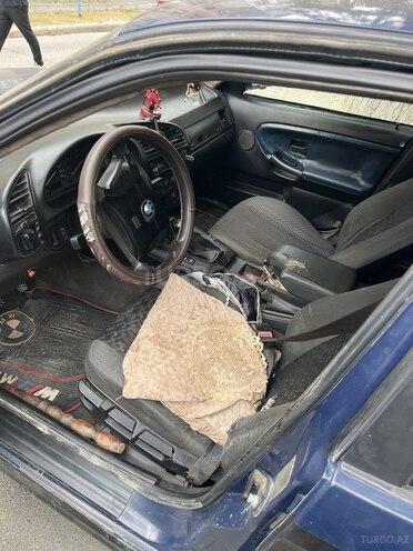 BMW 318 1991, 222,222 km - 1.8 l - Sumqayıt