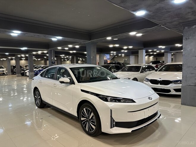 Changan Qiyuan A05 2024, 0 km - 1.5 l - Biləsuvar