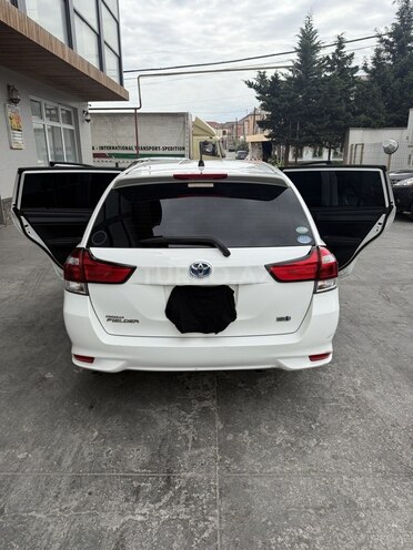 Toyota Corolla Fielder 2018, 110,000 km - 1.5 л - Bakı
