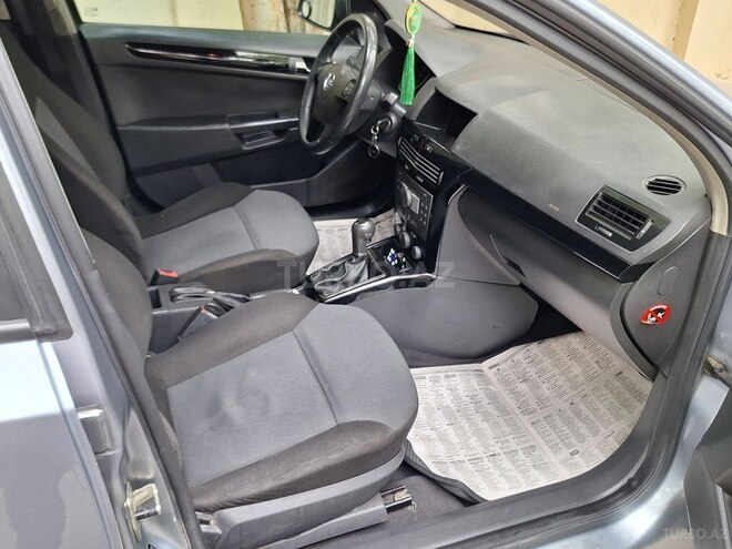 Opel Astra 2005, 298,000 km - 1.4 л - Bakı