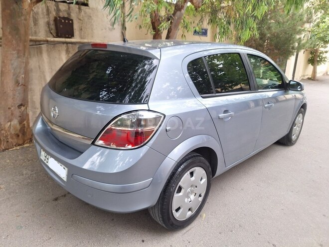 Opel Astra 2005, 298,000 km - 1.4 л - Bakı
