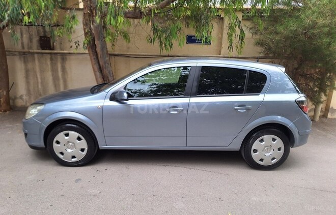 Opel Astra 2005, 298,000 km - 1.4 л - Bakı