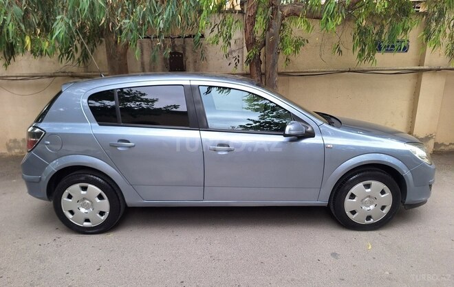 Opel Astra 2005, 298,000 km - 1.4 л - Bakı