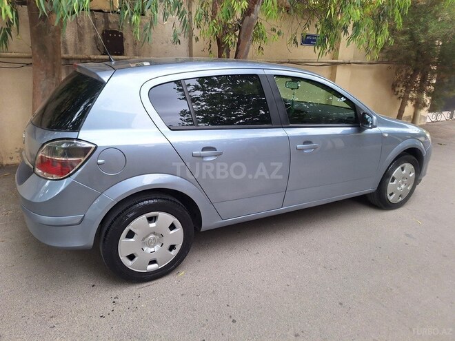 Opel Astra 2005, 298,000 km - 1.4 л - Bakı