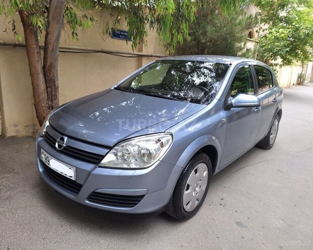 Opel Astra 2005, 298,000 km - 1.4 л - Bakı