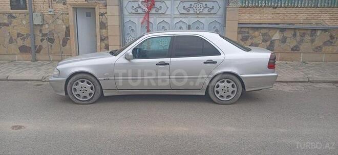 Mercedes C 200 2000, 240,000 km - 2.0 l - Tovuz