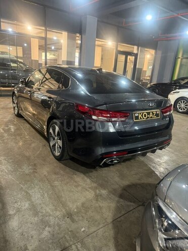 Kia Optima-5