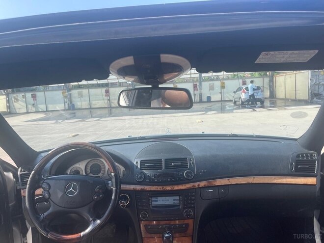 Mercedes E 220 d 2007, 306,000 km - 2.2 л - Bakı