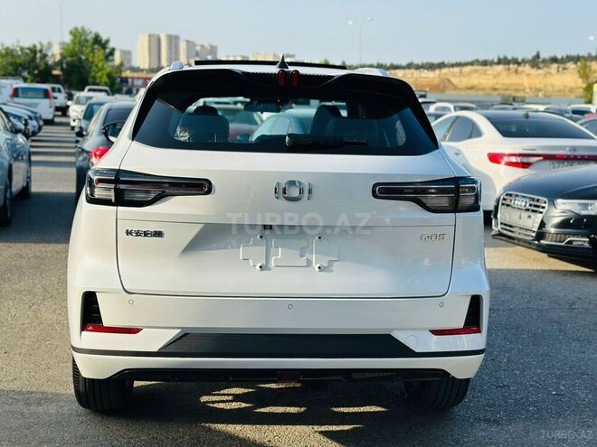 Changan Qiyuan Q05-6