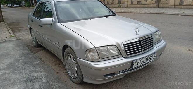 Mercedes C 200 2000, 240,000 km - 2.0 l - Tovuz