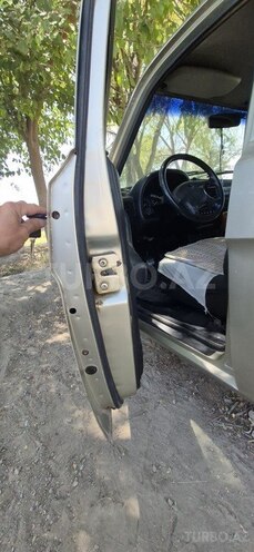 GAZ 31105 2006, 131,143 km - 2.3 l - Salyan