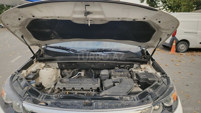 Kia Sorento 2011, 228,500 km - 2.4 l - Göyçay