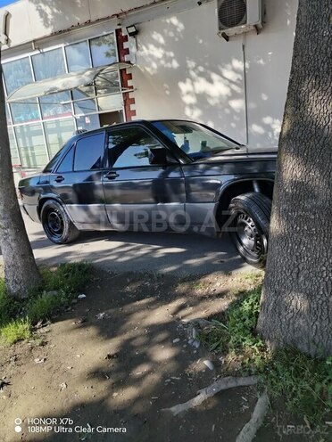 Mercedes 190 1992, 336,000 km - 1.8 л - Qəbələ