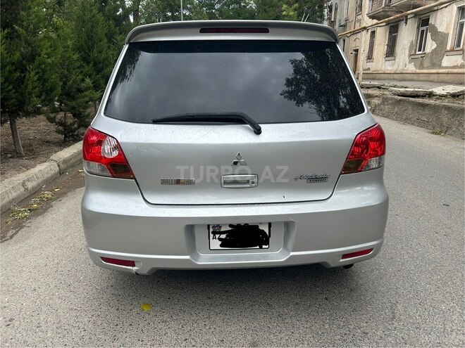 Mitsubishi Airtrek 2002, 178,000 km - 2.0 л - Bakı