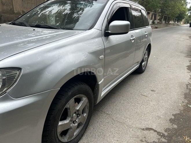 Mitsubishi Airtrek 2002, 178,000 km - 2.0 л - Bakı